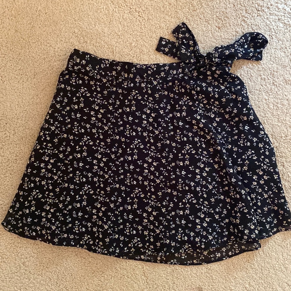 Very pretty wrap skirt